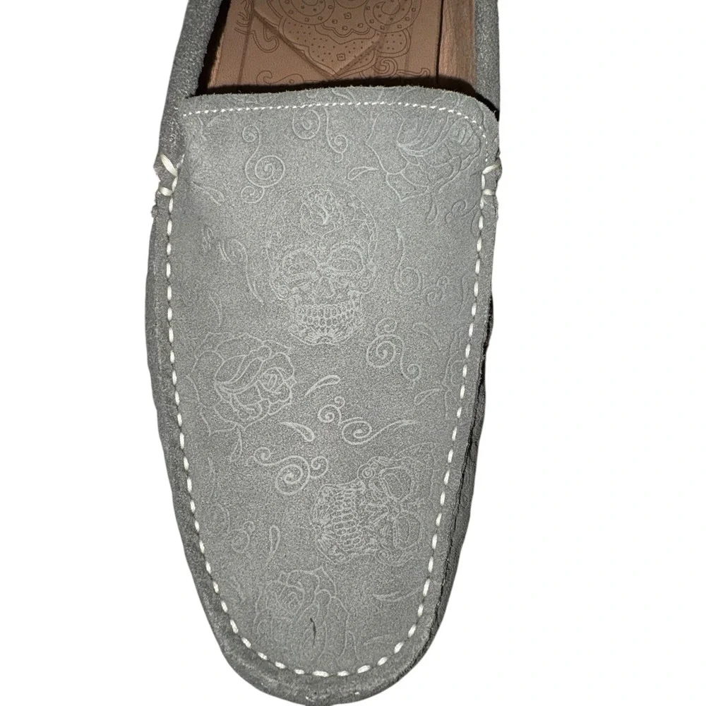 Robert Graham Crossbones Skull and Roses‎ Gray Suede Driving Mocs sz 12
